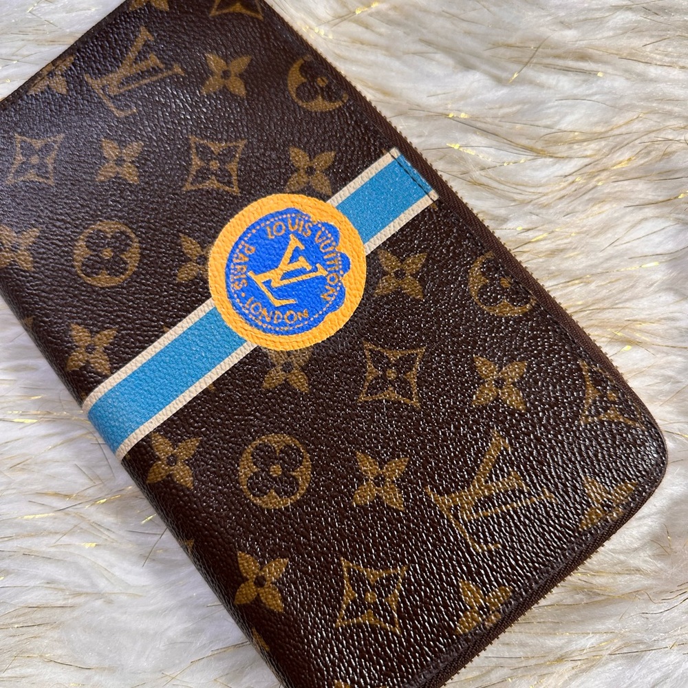 Louis Vuitton Zippy Organizer Long wallet Monogram with duster